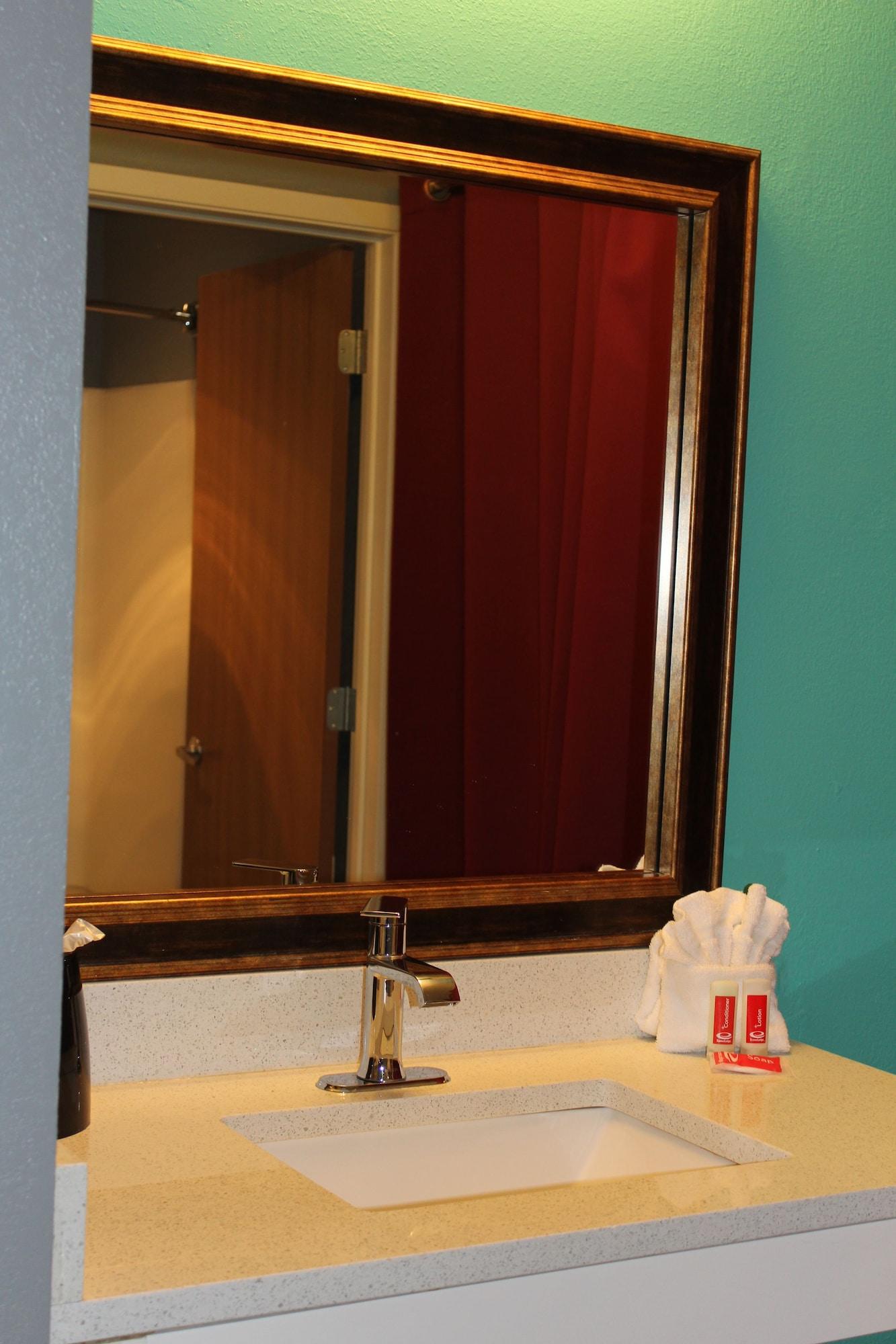 Econo Lodge West - Coors Blvd Альбукерке Экстерьер фото