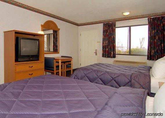 Econo Lodge West - Coors Blvd Альбукерке Номер фото